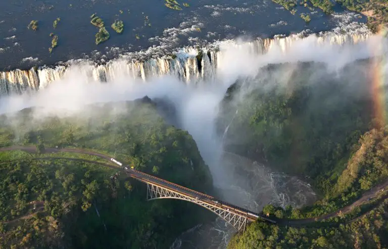 Voyage train Afrique Australe - Zimbabwe - Chutes Victoria