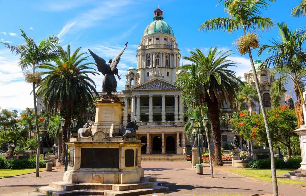 Voyage train Afrique du Sud - Durban City Hall - War Memorial