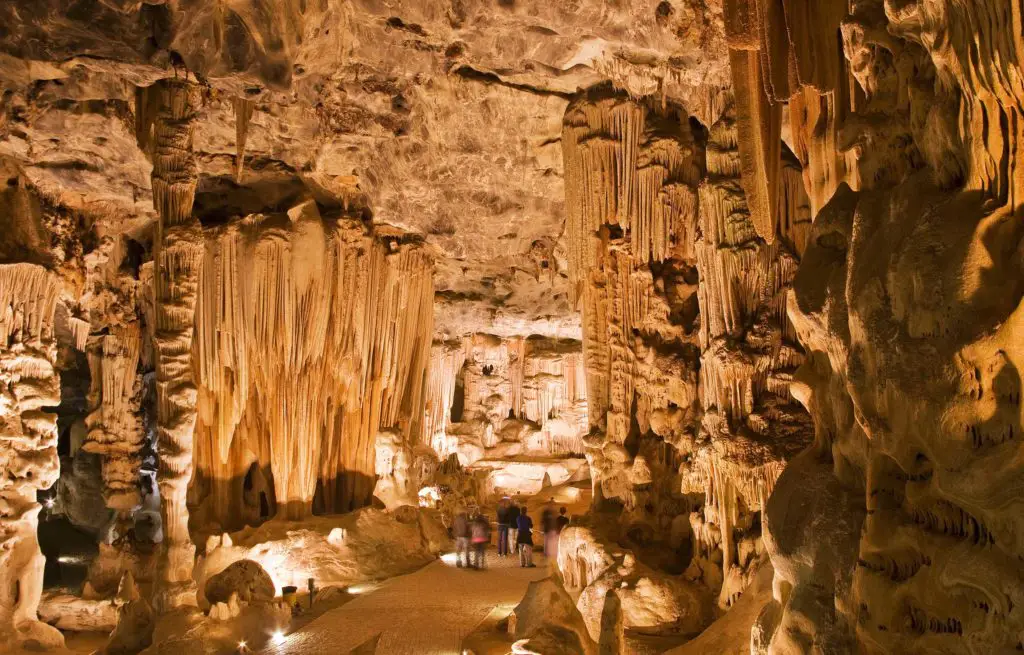 Voyage train Afrique du Sud - Grottes Cango