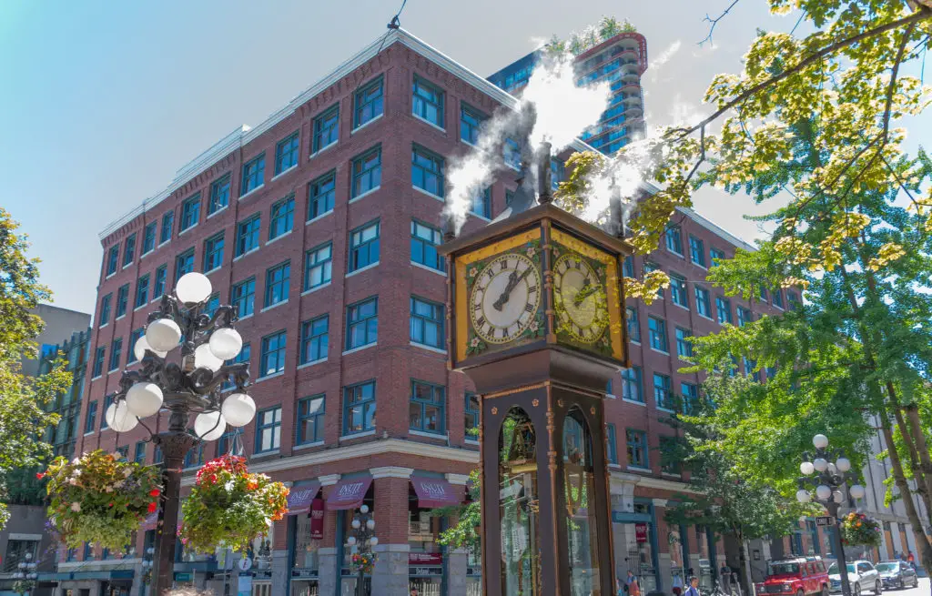 Voyage train Canada - centre ville horloge vapeur Vancouver