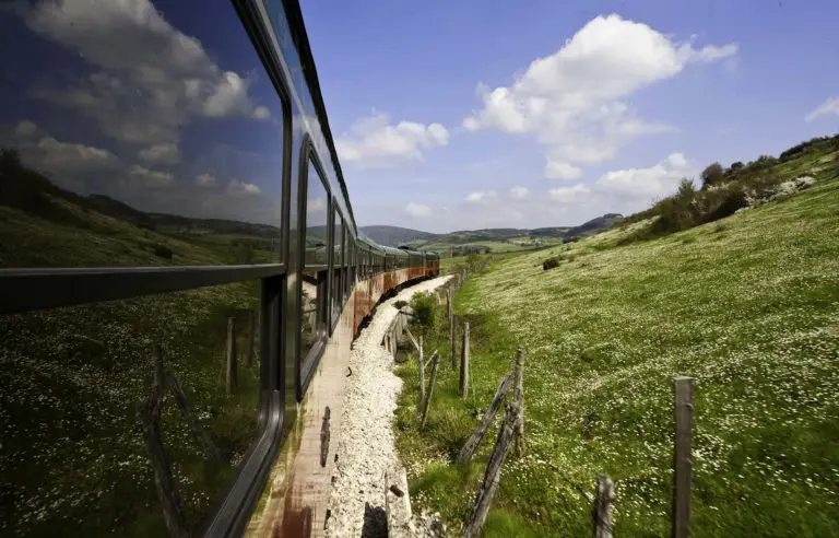 Expreso de la Robla - Extérieur